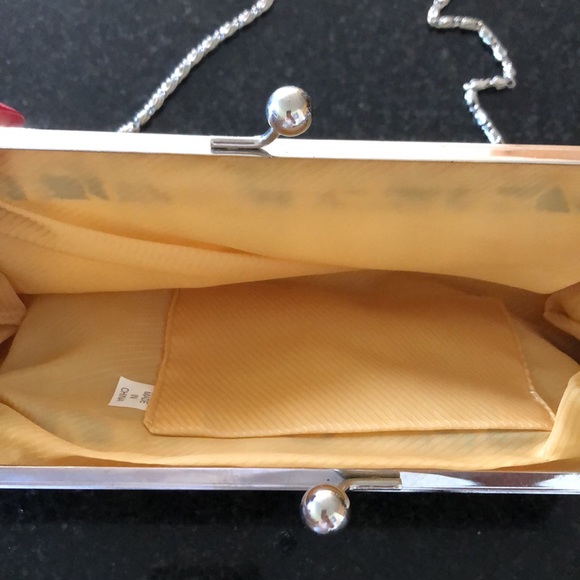 NWOT. Cute bag 🤎 - Picture 5 of 5